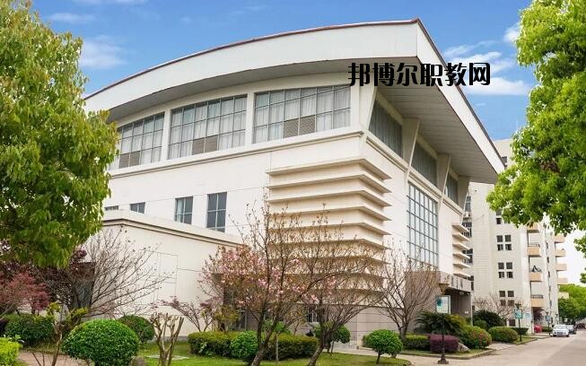 平陽縣職業(yè)教育中心2020年報名條件、招生要求、招生對象