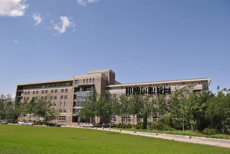 恩施中等職業(yè)技術學校2020年報名條件、招生要求、招生對象