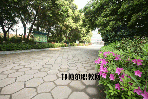 贛州農(nóng)業(yè)學(xué)校2020年報(bào)名條件、招生要求、招生對(duì)象 
