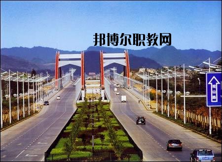 貴州省城鄉(xiāng)建設(shè)學(xué)校怎么樣、好不好
