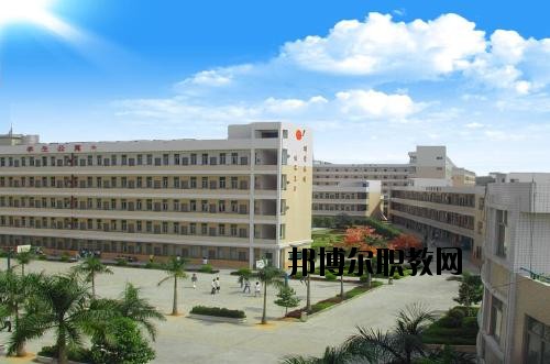 曲靖羅平職業(yè)技術(shù)學(xué)校2020年學(xué)費(fèi)、收費(fèi)多少