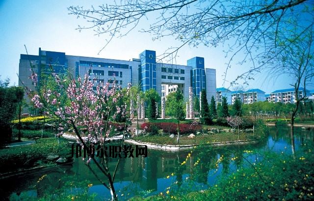 通山職教中心2020年報名條件、招生要求、招生對象