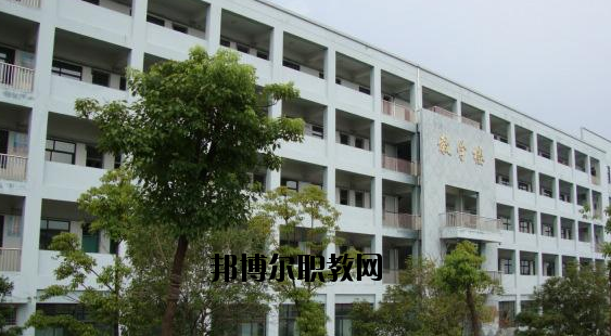 寧波興港職業(yè)高級中學2020年報名條件、招生要求、招生對象