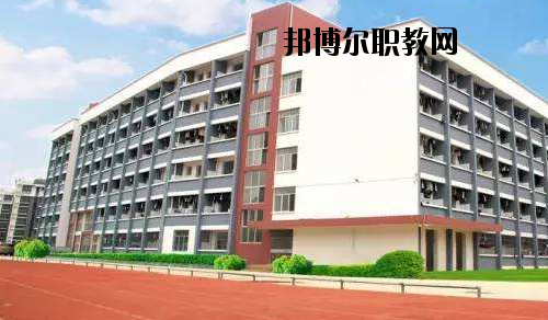 廣西商業(yè)技師學(xué)院2020年報(bào)名條件、招生要求、招生對(duì)象