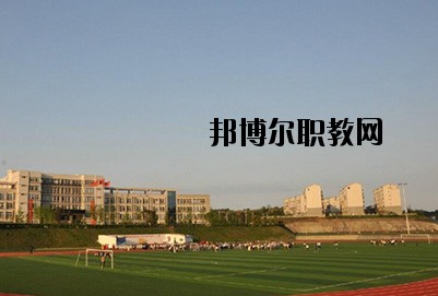 南充理工學(xué)校2020年報(bào)名條件、招生要求、招生對象