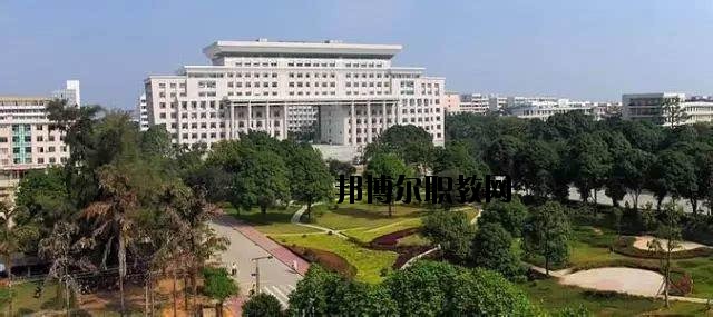 咸寧生物機電工程學校怎么樣、好不好