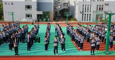 安吉職業(yè)技術學校2020年報名條件、招生要求、招生對象