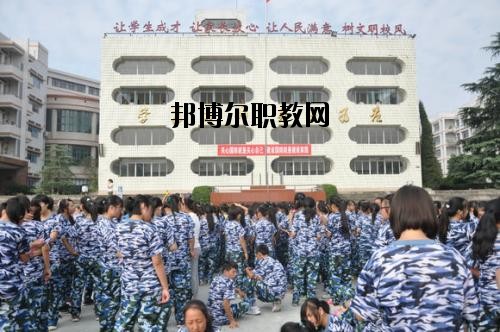 隆昌幼兒師范學(xué)校2020年報(bào)名條件、招生要求、招生對(duì)象