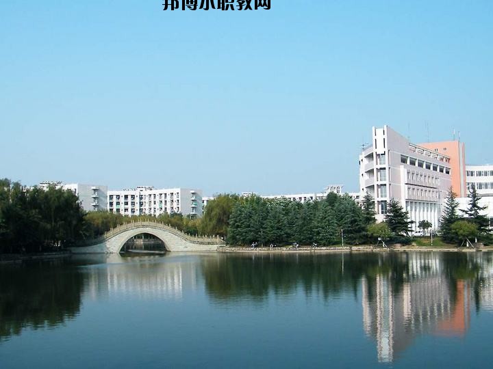 咸寧衛(wèi)生學(xué)校2020年報名條件、招生要求、招生對象