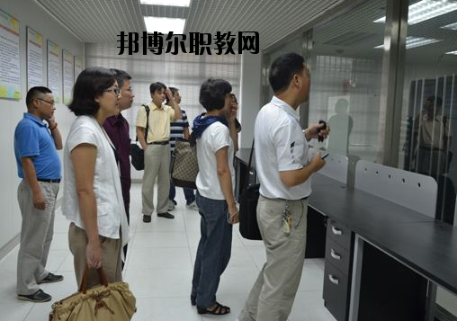 嘉興職工中等衛(wèi)生學校網(wǎng)站網(wǎng)址