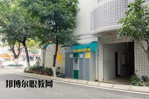 龍南職業(yè)中等專業(yè)學(xué)校2020年報(bào)名條件、招生要求、招生對象