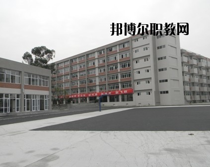 綿陽機(jī)電工程學(xué)校2020年報名條件、招生要求、招生對象