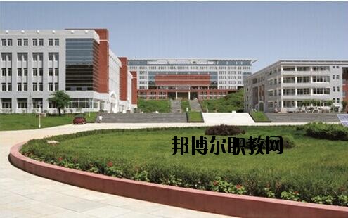銅仁廣播電視大學(xué)中專部學(xué)校怎么樣、好不好