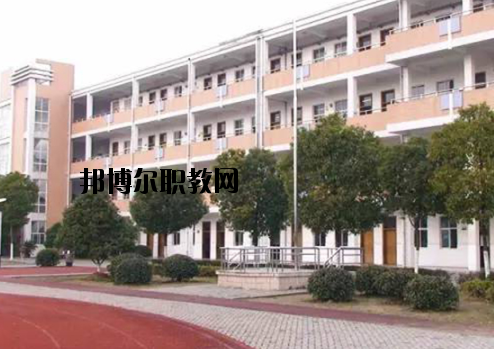 景德鎮(zhèn)體育運(yùn)動(dòng)學(xué)校2020年報(bào)名條件、招生要求、招生對(duì)象