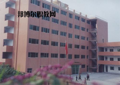 自貢舞蹈學(xué)校2020年報(bào)名條件、招生要求、招生對(duì)象