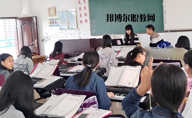 揭陽國貿技工學校2020年招生辦聯(lián)系電話