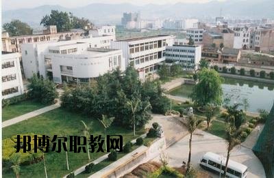 文山司法職業(yè)學(xué)校2020年報名條件、招生要求、招生對象