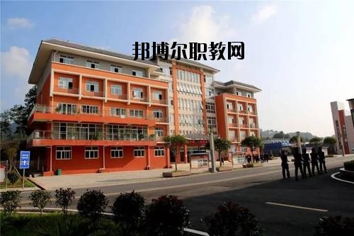 黔東南州國防科技學校怎么樣，好不好