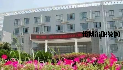 臨海江南職業(yè)技術學校怎么樣，好不好