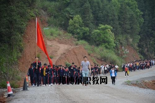 銅鼓縣職業(yè)中專學(xué)校怎么樣、好不好