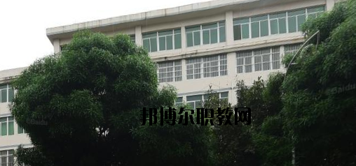 南寧運(yùn)德汽車(chē)運(yùn)輸職業(yè)技術(shù)學(xué)校2020年招生辦聯(lián)系電話 