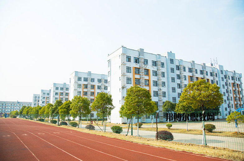 南昌運輸職業(yè)技術學校怎么樣、好不好