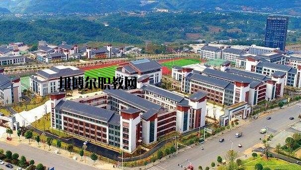大方綜合職業(yè)技術(shù)學校2020年報名條件、招生要求、招生對象
