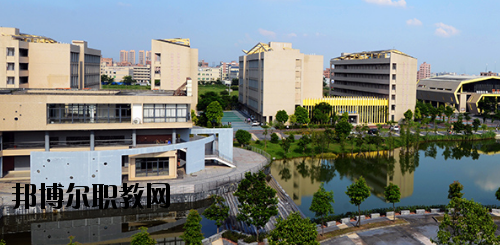 東莞理工學(xué)校2020年報(bào)名條件、招生要求、招生對(duì)象