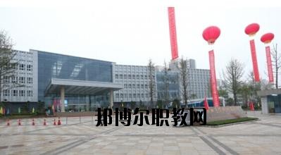川北醫(yī)學院附屬醫(yī)院護士學校2020年報名條件、招生要求、招生對象