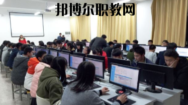 蘭州財(cái)稅學(xué)校2020年學(xué)費(fèi)、收費(fèi)多少