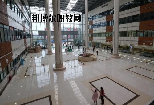 川北醫(yī)學(xué)院附屬醫(yī)院護士學(xué)校網(wǎng)站網(wǎng)址