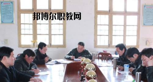 桂林林業(yè)學(xué)校2020年報名條件、招生要求、招生對象 