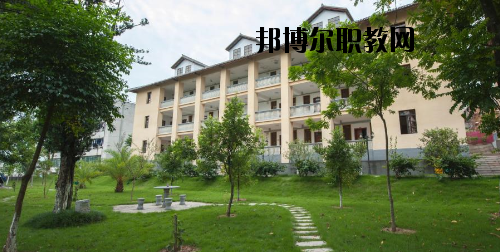 梅州農(nóng)業(yè)學(xué)校2020年報(bào)名條件、招生要求、招生對象