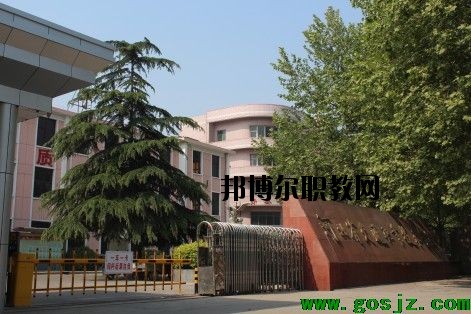 河北交通電視中等專業(yè)學(xué)校2020年學(xué)費(fèi)、收費(fèi)多少