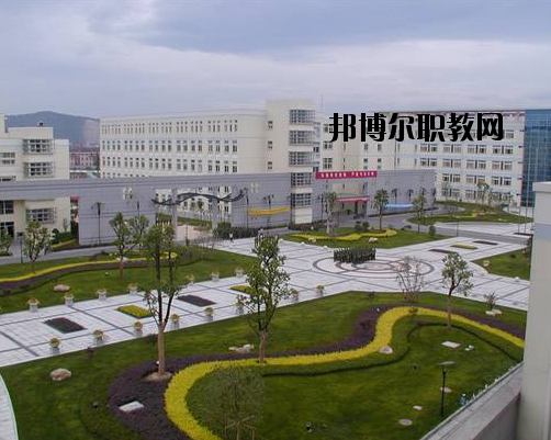 河南永城中等專業(yè)學(xué)校2021年報名條件、招生要求、招生對象