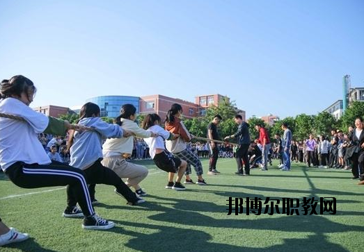 廣東華文航空藝術(shù)職業(yè)學校網(wǎng)站網(wǎng)址