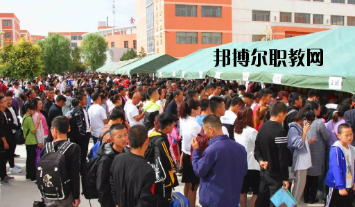 武威涼州區(qū)職業(yè)中等專業(yè)學(xué)校2020年報(bào)名條件、招生要求、招生對(duì)象