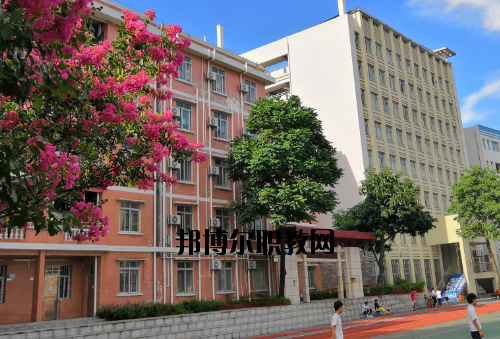 廣東工業(yè)貿(mào)易職業(yè)技術(shù)學(xué)校怎么樣、好不好