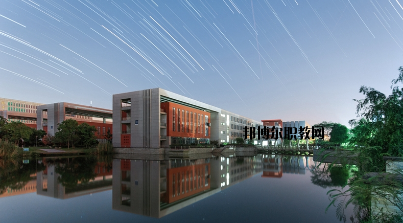 南京航空航天大學(xué)2020年報(bào)名條件、招生要求、招生對(duì)象