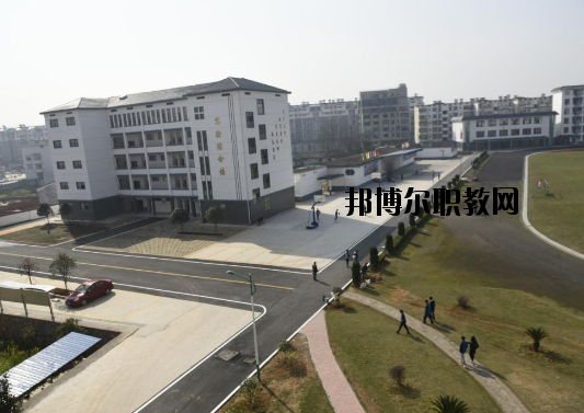 宜豐中等專業(yè)學(xué)校2020年報(bào)名條件、招生要求、招生對(duì)象