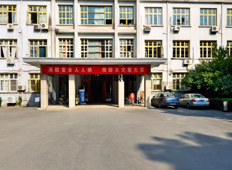 南京醫(yī)科大學2020年報名條件、招生要求、招生對象
