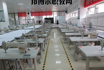 四川屏山職業(yè)技術(shù)學(xué)校2020年招生辦聯(lián)系電話(huà)