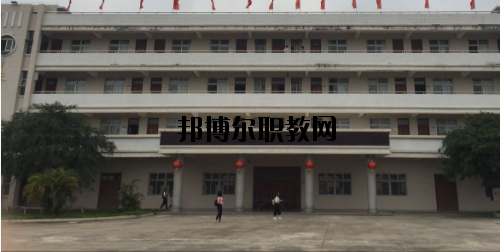 陸豐技工學(xué)校2020年報名條件、招生要求、招生對象