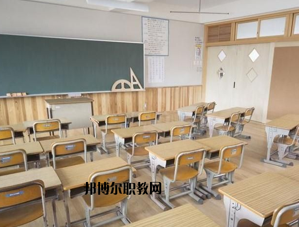 荊州東方中等職業(yè)學(xué)校2020年報(bào)名條件、招生要求、招生對象