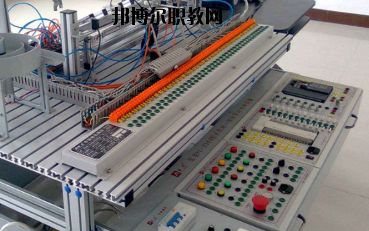 梅州交通技工學(xué)校2020年有哪些專(zhuān)業(yè)