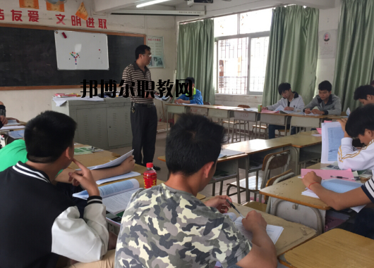 肇慶交通技工學(xué)校2020年報(bào)名條件、招生要求、招生對(duì)象