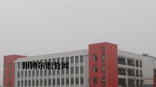安岳第一職業(yè)技術(shù)學(xué)校2020年報(bào)名條件、招生要求、招生對象