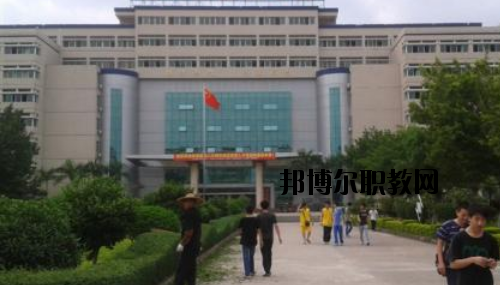 梅州技師學(xué)院2020年報名條件、招生要求、招生對象