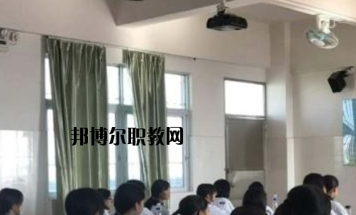 秦皇島燕成中等專(zhuān)業(yè)學(xué)校怎么樣、好不好