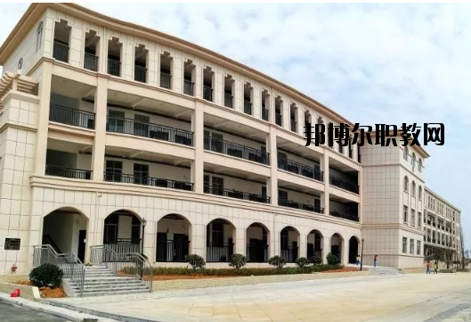 德安中等職業(yè)技術(shù)學(xué)校2020年報(bào)名條件、招生要求、招生對象